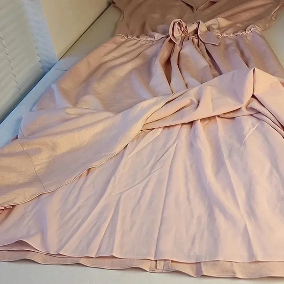 Glam Meets Glam Margie Tie Waist Satin Midi Dress sz 18 NWOT - Picture 9 of 15